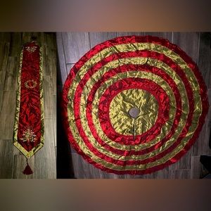 Christmas Tree Skirt with matching Table Runner